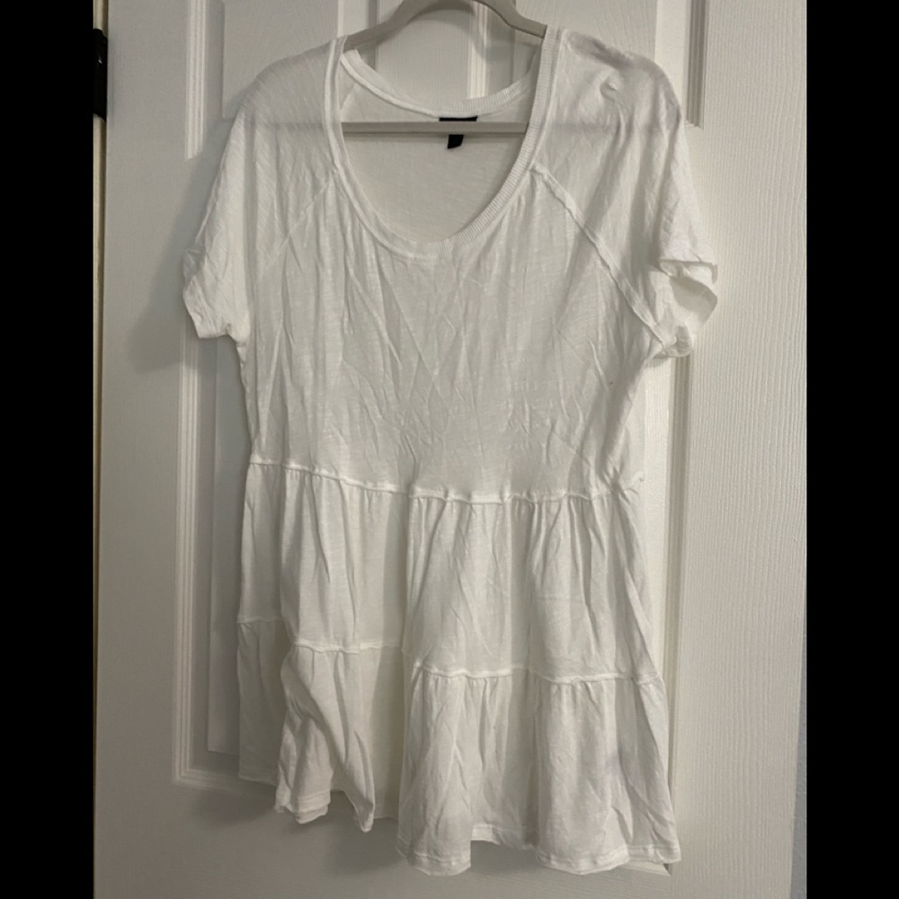 BOGO Torrid White Babydoll Short Sleeve Top Plus Size 2
